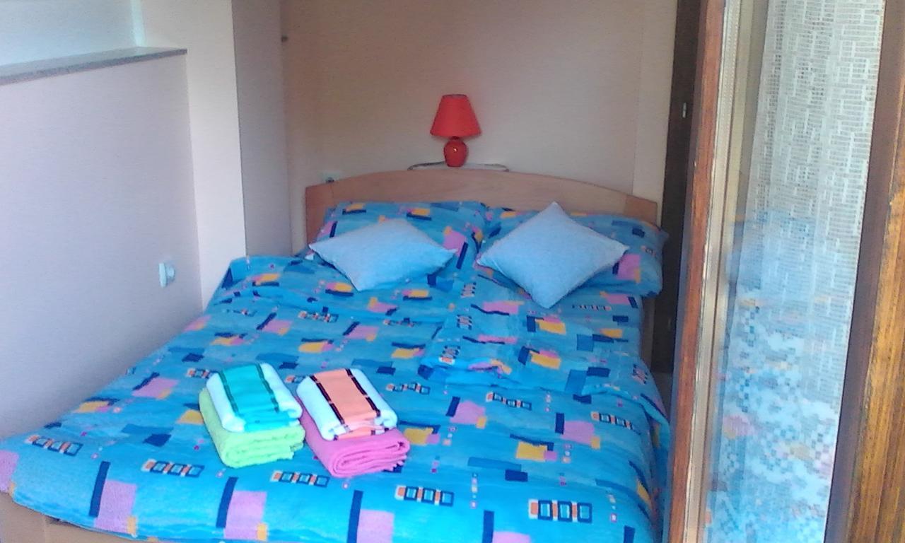 Skriveni Raj Apartment Vrdnik Ngoại thất bức ảnh